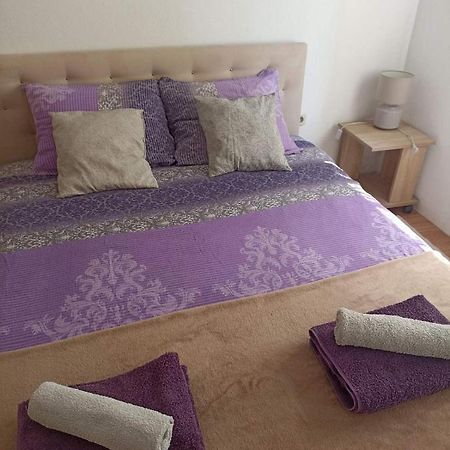 Sleep & Fly - Sarajevo Airport Apartment Ngoại thất bức ảnh