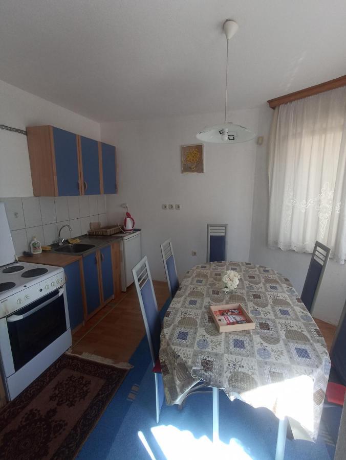 Sleep & Fly - Sarajevo Airport Apartment Ngoại thất bức ảnh