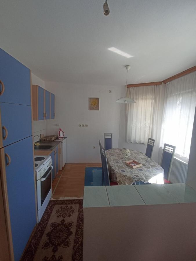 Sleep & Fly - Sarajevo Airport Apartment Ngoại thất bức ảnh