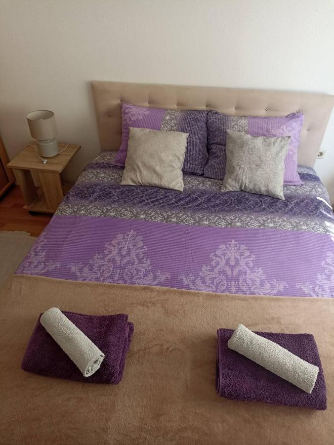 Sleep & Fly - Sarajevo Airport Apartment Ngoại thất bức ảnh